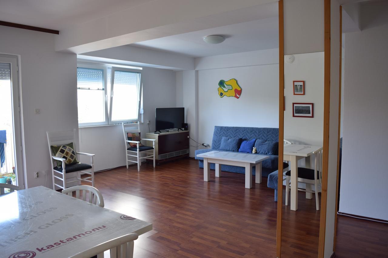 Two Bedroom Apartment Near Centre Ohrid Exterior photo