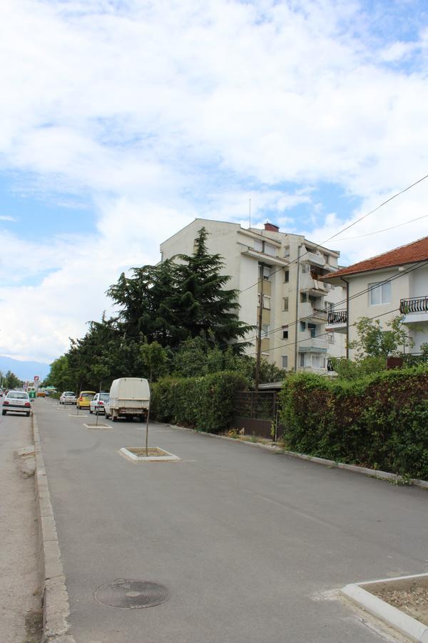 Two Bedroom Apartment Near Centre Ohrid Exterior photo