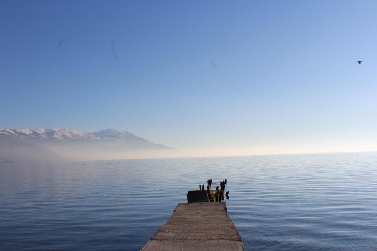Two Bedroom Apartment Near Centre Ohrid Exterior photo