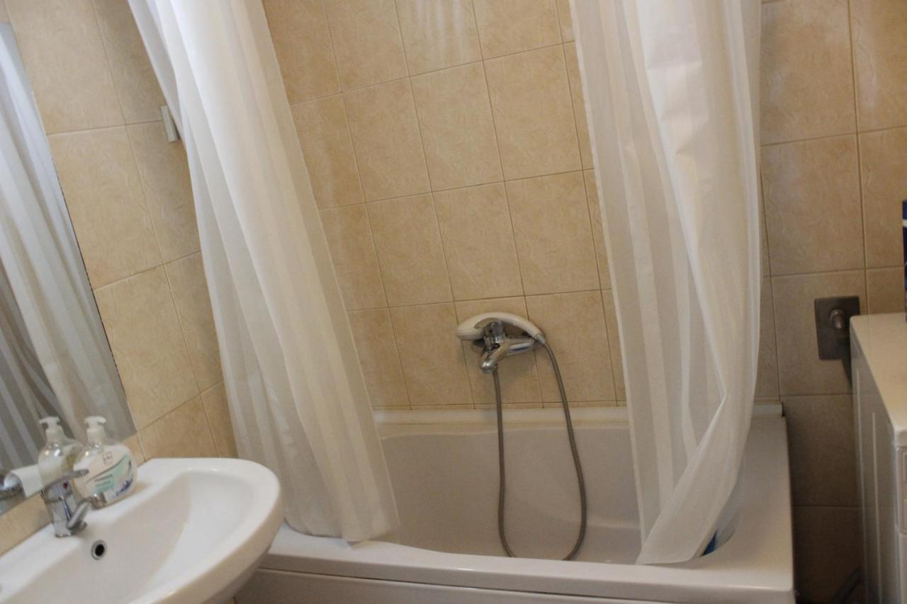 Two Bedroom Apartment Near Centre Ohrid Exterior photo